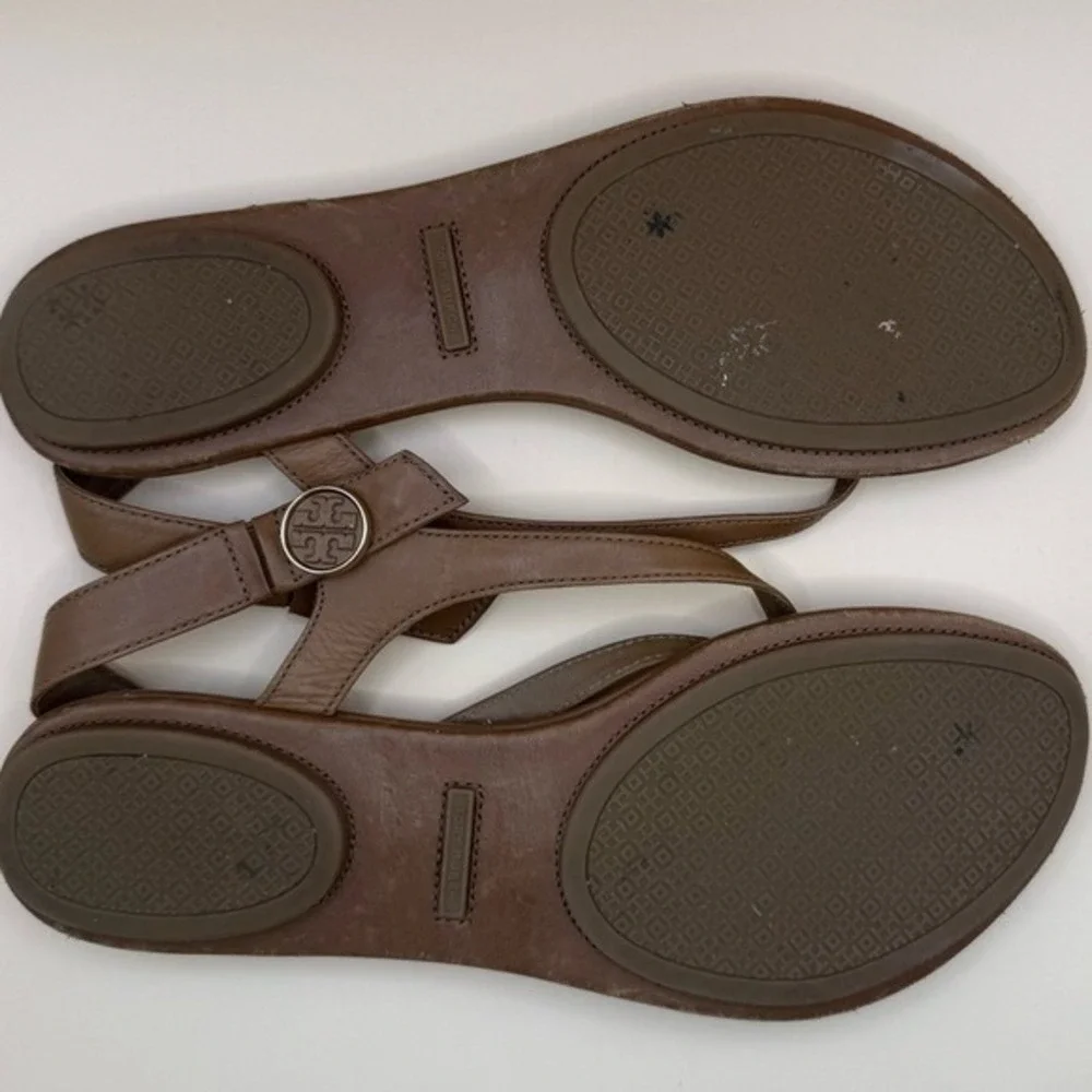 Tory‎ Burch Emmy Tan Leather Flat Thong Slingback Sandals Logo Medallion 9.5M